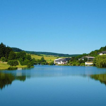 Seepark Kirchheim Ferienhaus Bei Zeta Mit Sauna Екстер'єр фото