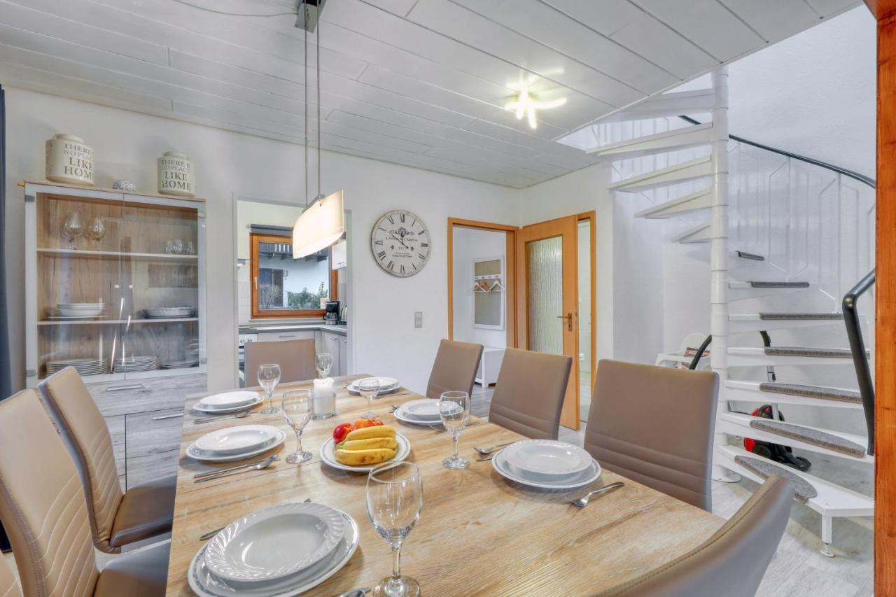 Seepark Kirchheim Ferienhaus Bei Zeta Mit Sauna Екстер'єр фото