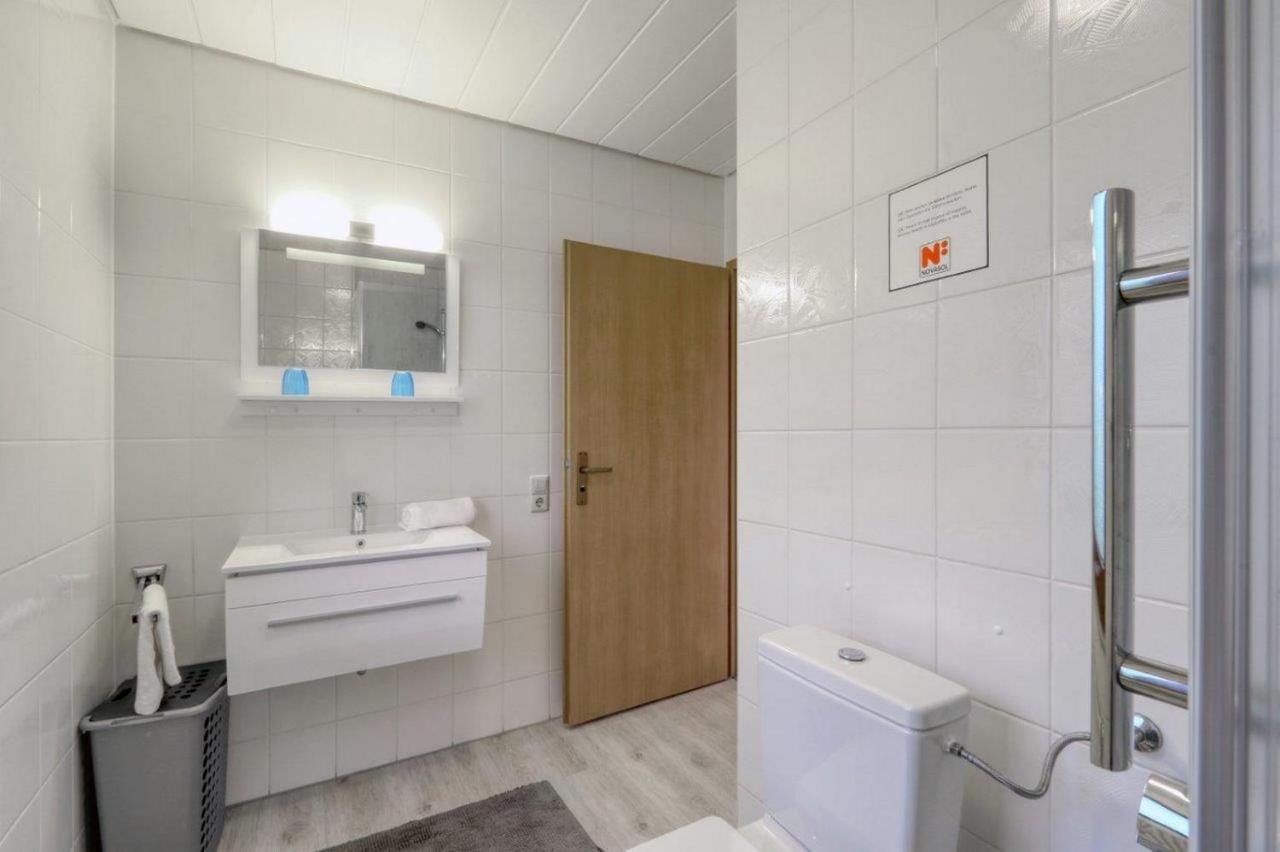 Seepark Kirchheim Ferienhaus Bei Zeta Mit Sauna Екстер'єр фото
