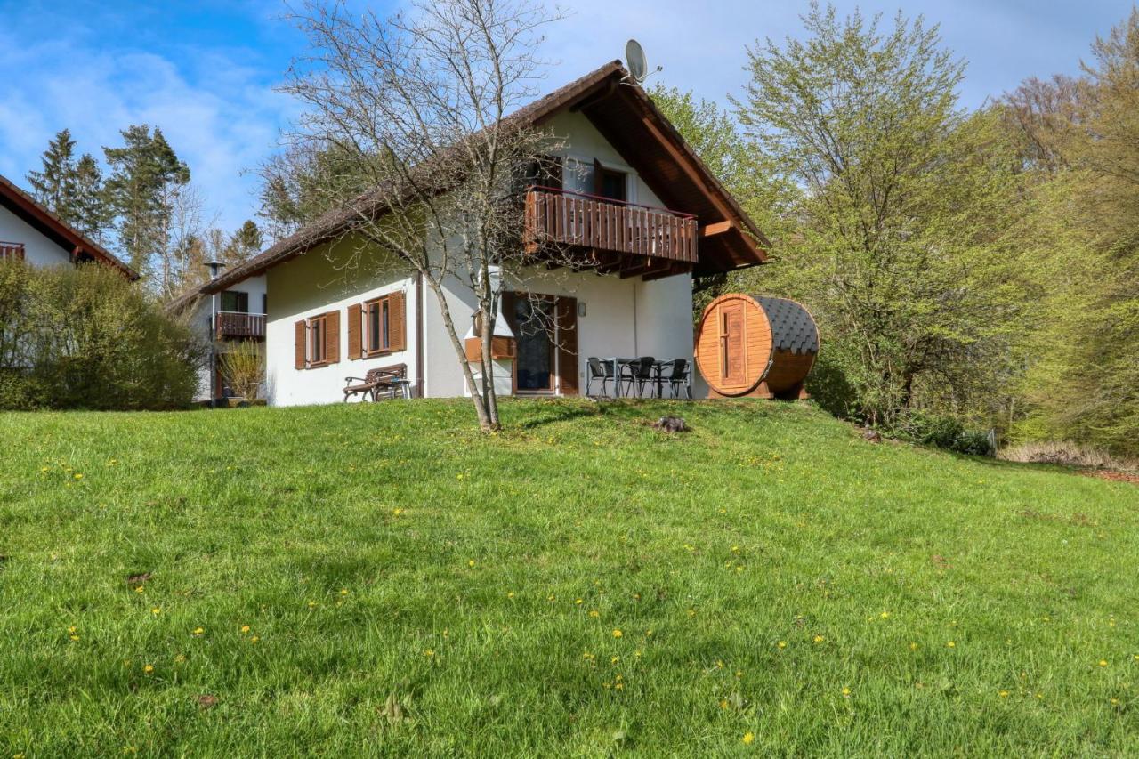 Seepark Kirchheim Ferienhaus Bei Zeta Mit Sauna Екстер'єр фото