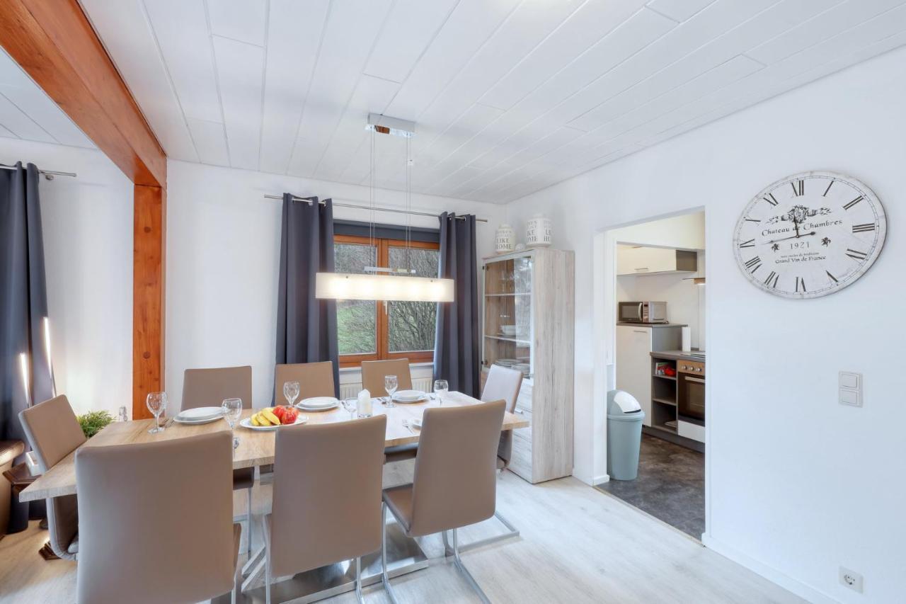 Seepark Kirchheim Ferienhaus Bei Zeta Mit Sauna Екстер'єр фото